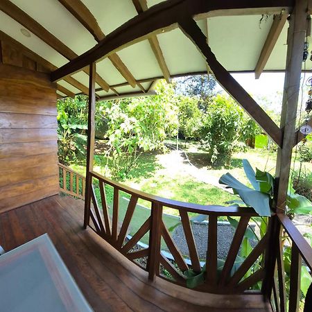 Centro Ananda Bed & Breakfast กวาปิเลส ภายนอก รูปภาพ