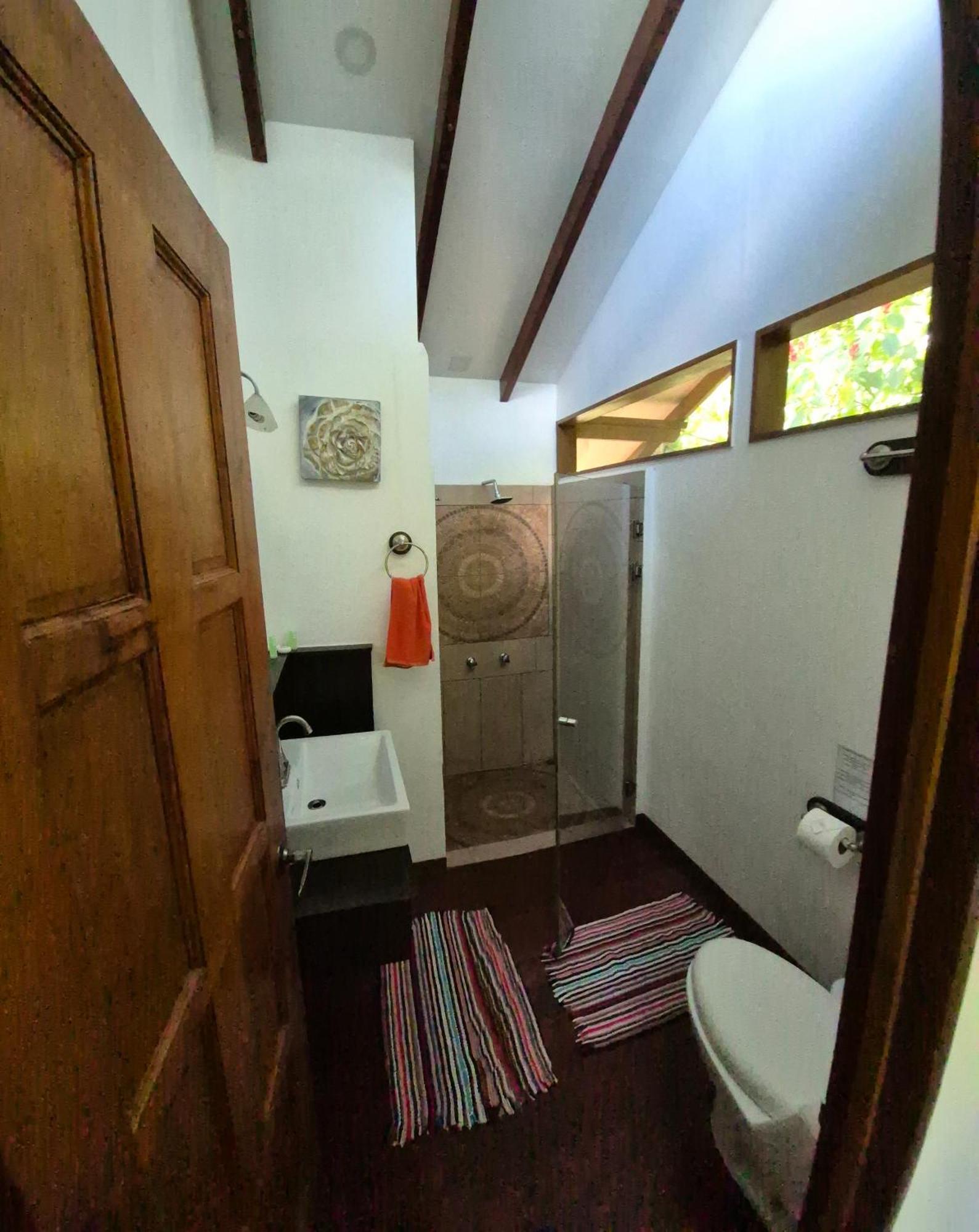 Centro Ananda Bed & Breakfast กวาปิเลส ภายนอก รูปภาพ