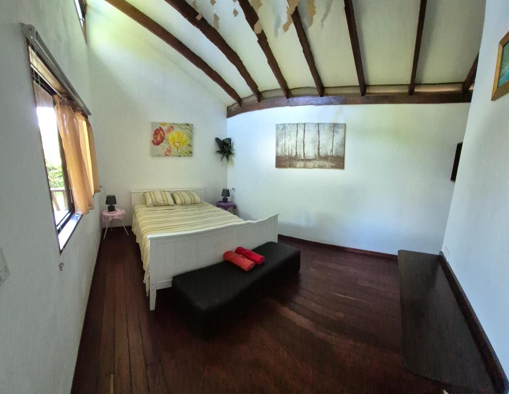 Centro Ananda Bed & Breakfast กวาปิเลส ภายนอก รูปภาพ