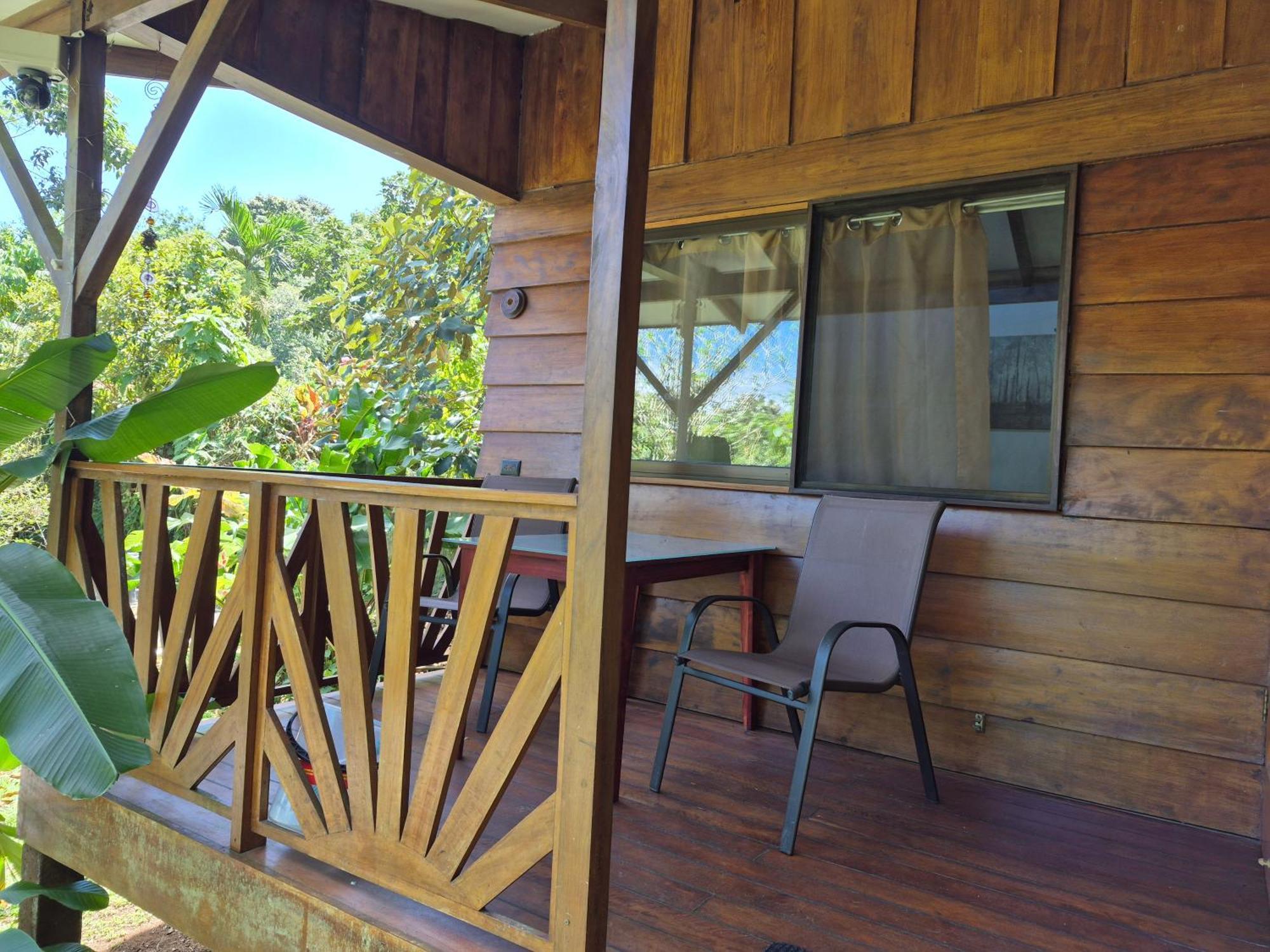 Centro Ananda Bed & Breakfast กวาปิเลส ภายนอก รูปภาพ