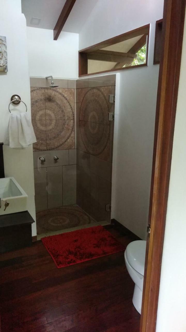 Centro Ananda Bed & Breakfast กวาปิเลส ภายนอก รูปภาพ
